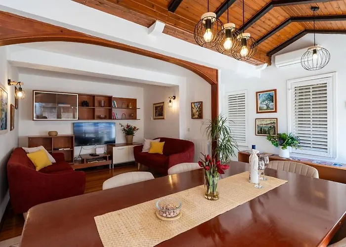 Seafront Sundeck Apartamento